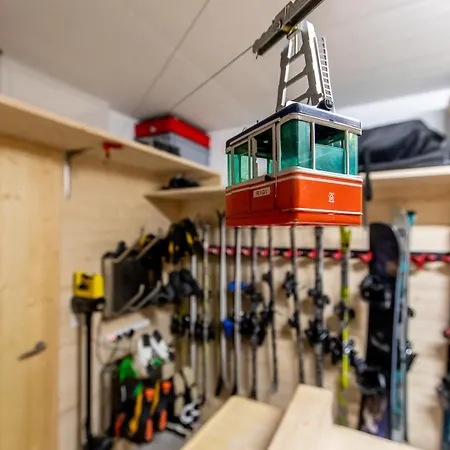 New Modern 4br With Mountain Views In Villa *