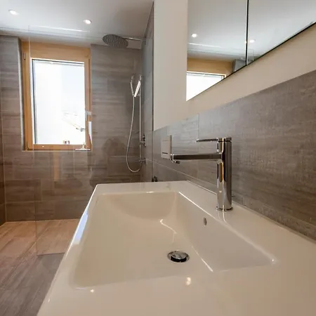 Villa New Modern 4br With Mountain Views In