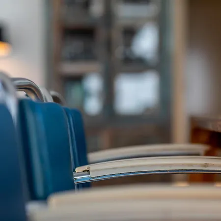 New Modern 4br With Mountain Views In Villa *