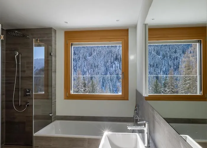 וילה New Modern 4br With Mountain Views In דאבוס