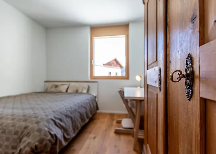 New Modern 4br With Mountain Views In דאבוס